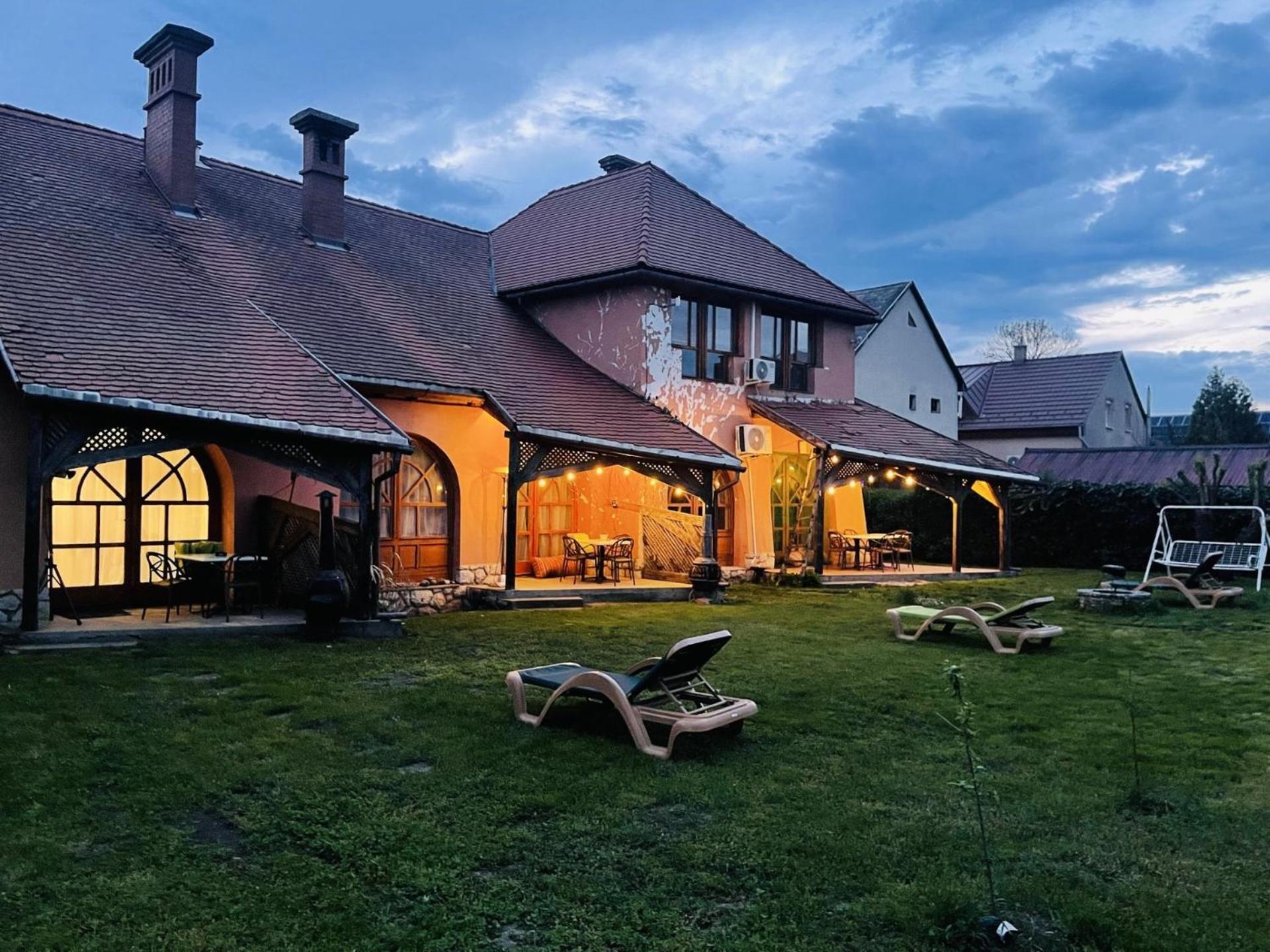 Greenpark Garden Villa Family Apartments Near Tokaj Szerencs Exterior photo